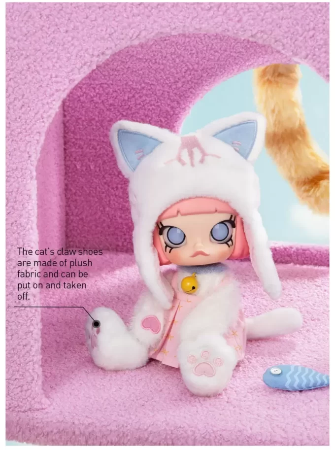 Akční figurka MOLLY Peekaboo v měřítku 1/8
