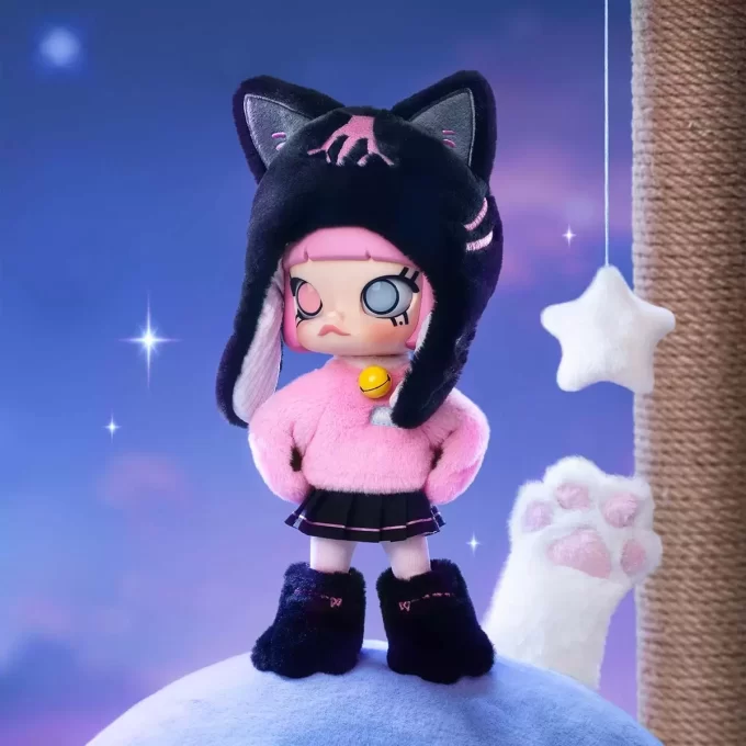 Akční figurka MOLLY Peekaboo v měřítku 1/8