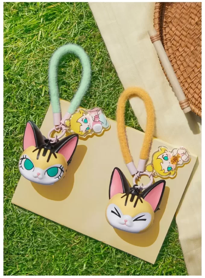 Baby Molly & Baby Tabby Series – přívěsek na roletu Pinch