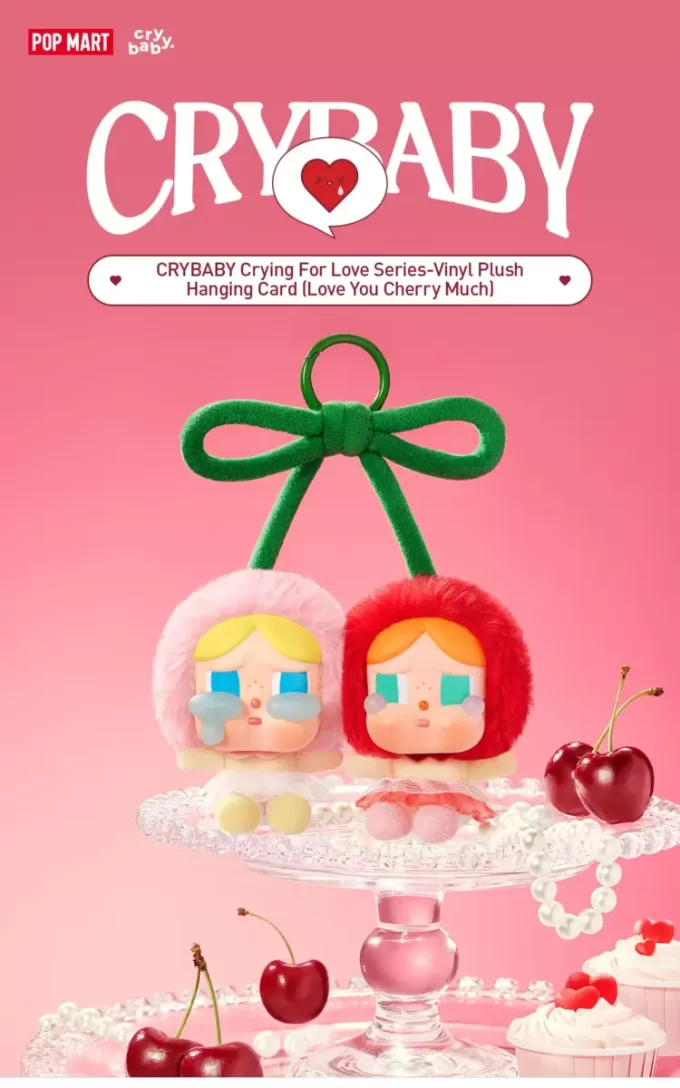 CRYBABY Crying For Love Series – vinylová plyšová závěsná karta (Love You Cherry Much)