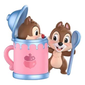 Disney Chip a Dale – figurky ze série Fun Loving Brother „Schované kotě v šálku čaje“