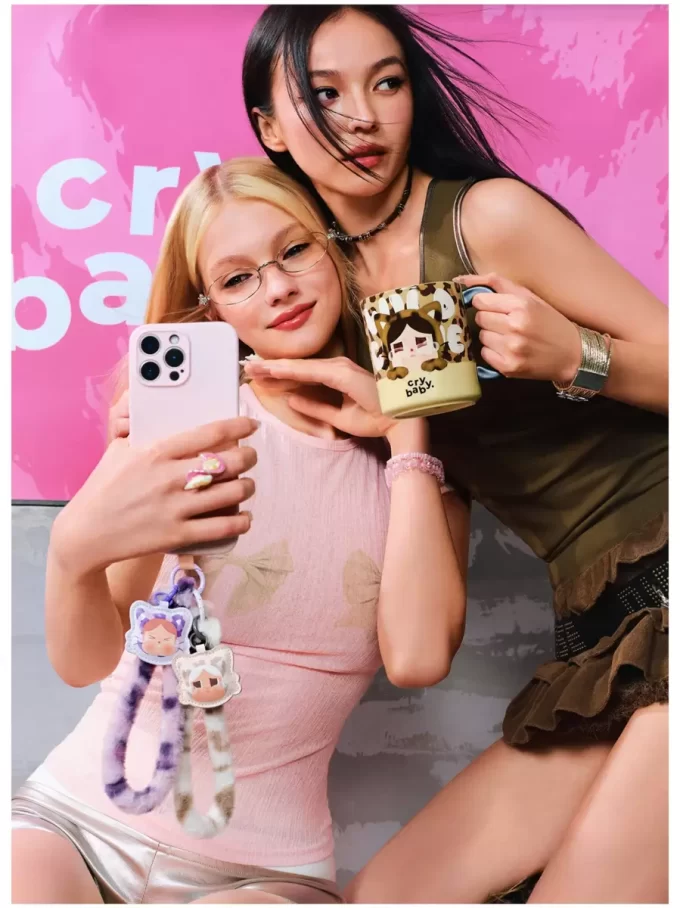 Hrnek CRYBABY Wild But Cutie Series – Hrnek