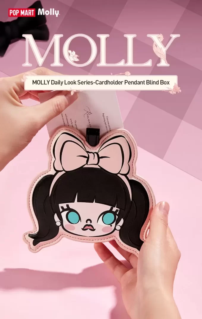 MOLLY Daily Look Series – Pouzdro na karty s přívěskem a roletou MOLLY Daily Look Series – Pouzdro na karty s přívěskem a roletou
