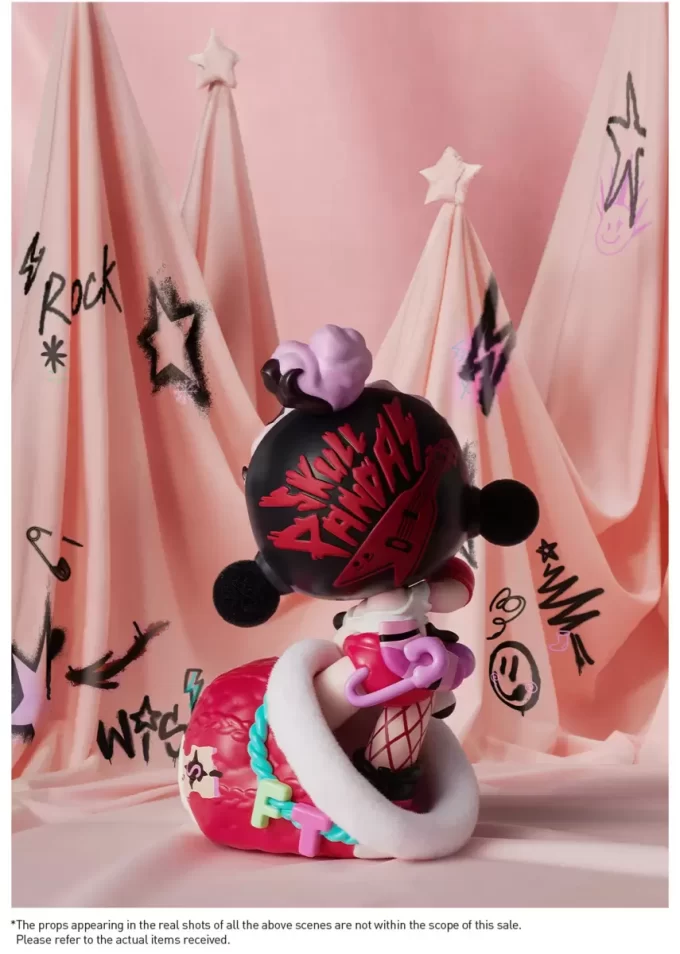 SKULLPANDA Figurka překvapení z punčochy SKULLPANDA Figurka překvapení z punčochy