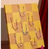 THE MONSTERS Let’s Checkmate Series – Závěsná roletová krabička