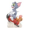 Tom a Jerry – Zakázané figurky kompasu „Útok s hasicím přístrojem“